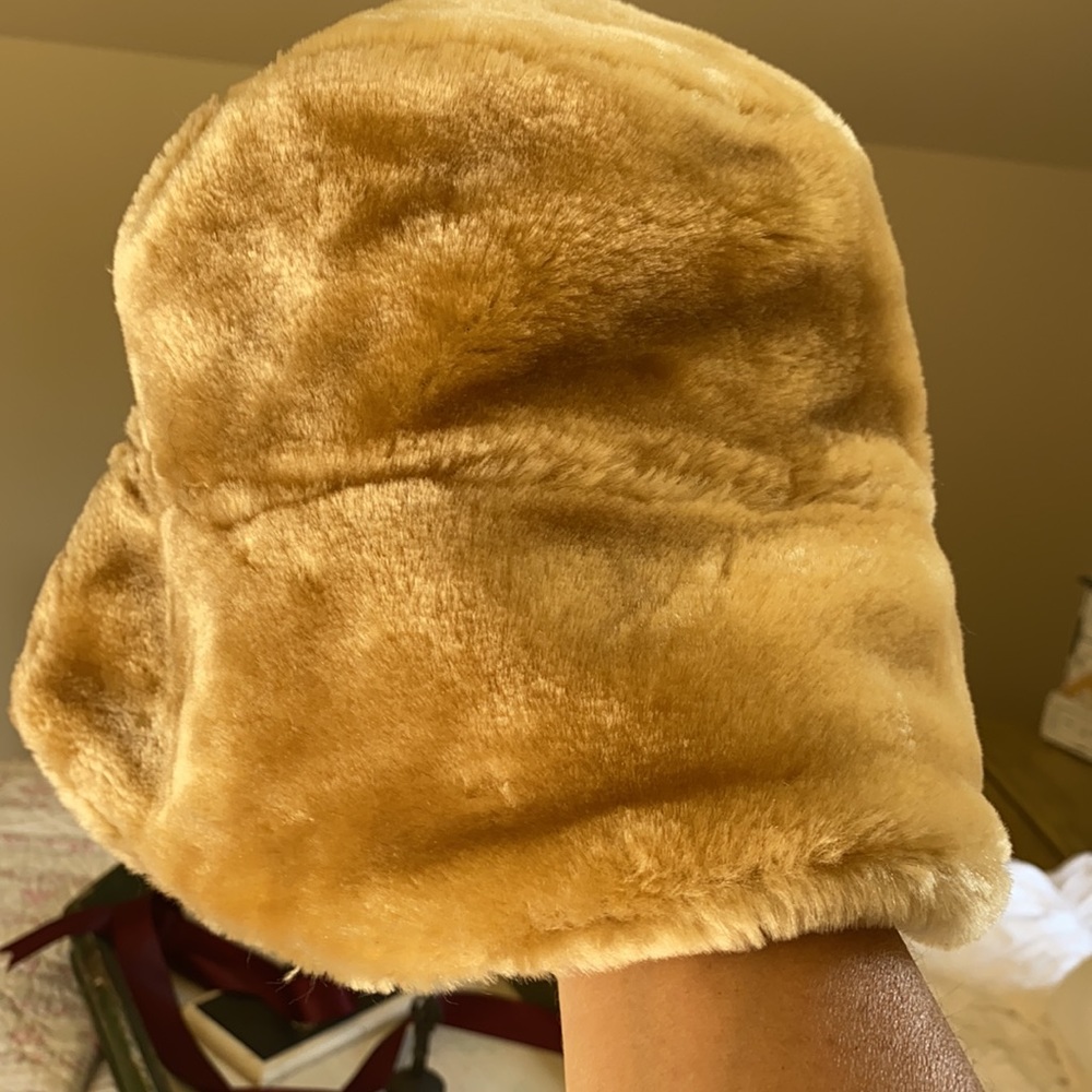 Fuzzy Winter Hat! Never Been Worn! - image 3